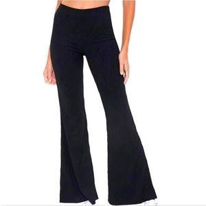 Women’s Forever 21 navy blue flare pants size SMALL